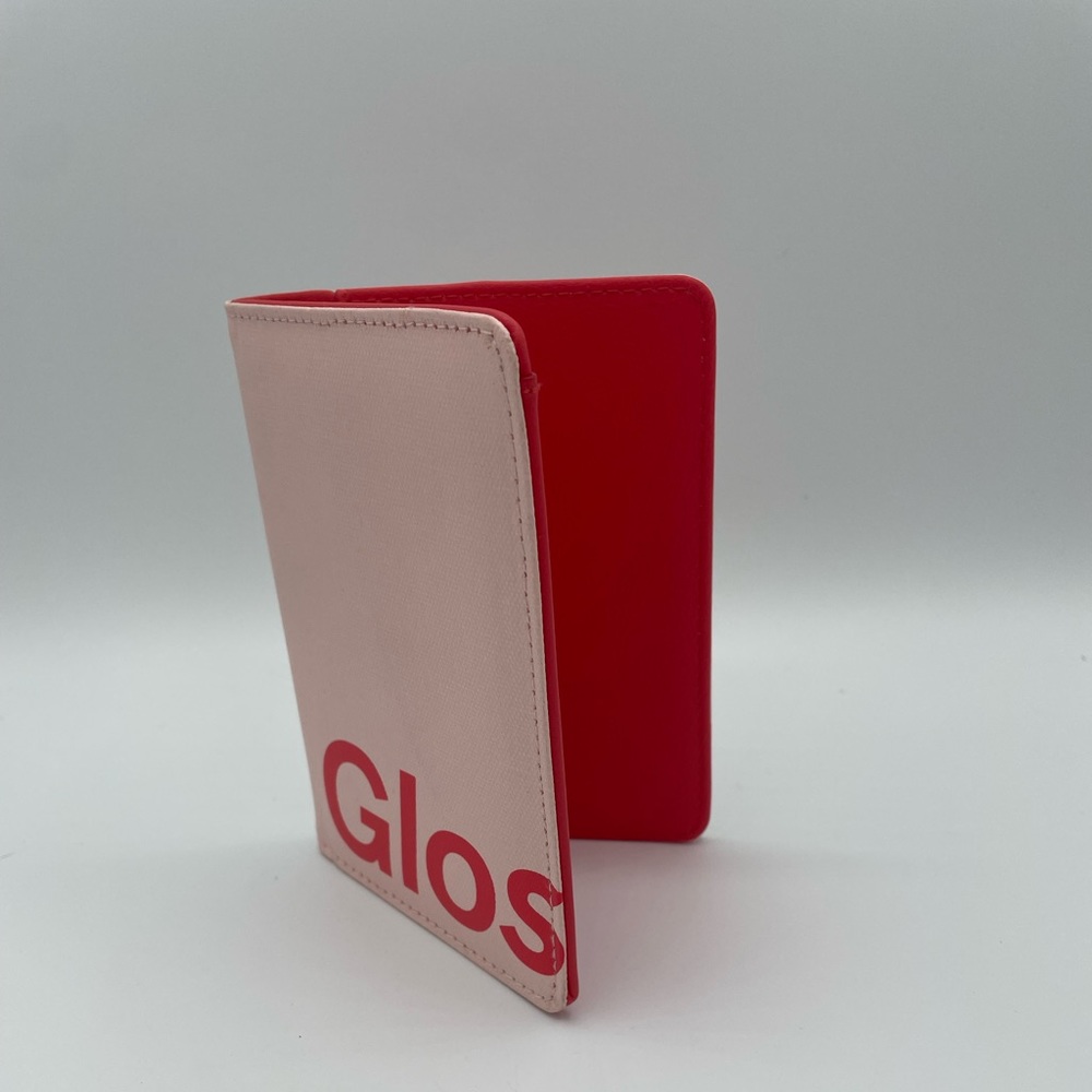 Glossier’s Passport Holder